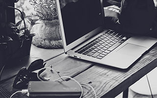 Karrigan 指出丹麦 CS_GO 场景由两支战队主导，丹麦电子竞技